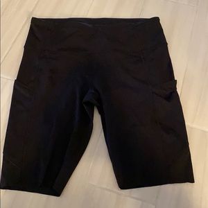 NWOT fast and free 10" biker shorts